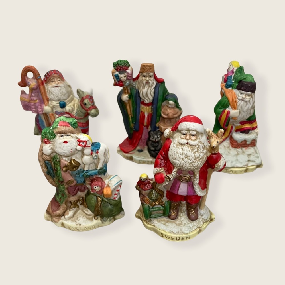Santa's of the Nations' (5) Sweden, China, Mexico, England Italy Hand Painted